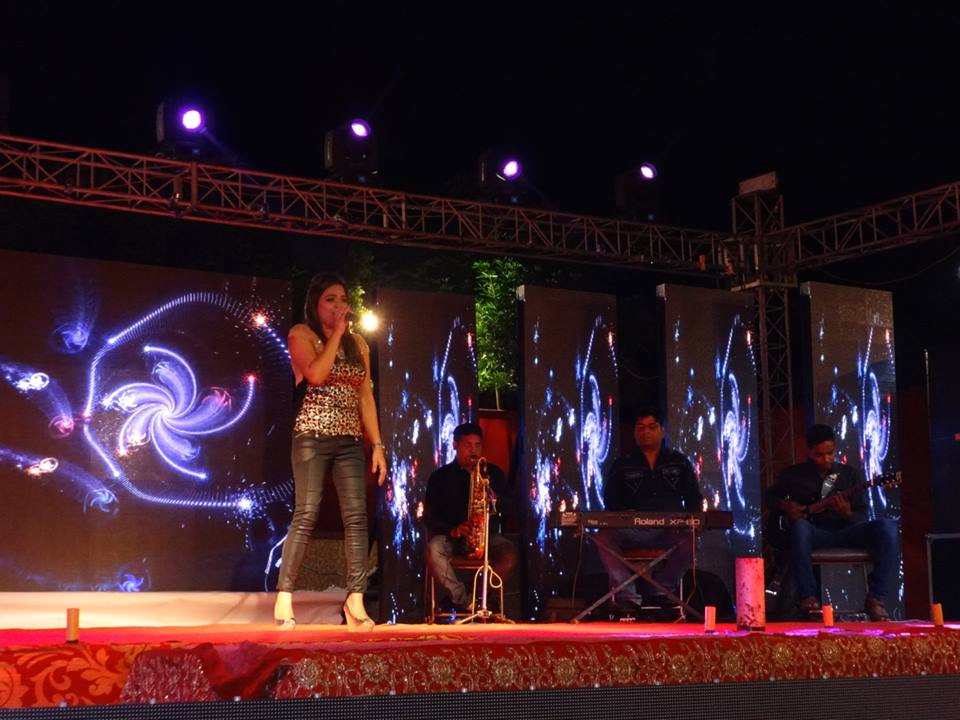 best live band with girl nagpur